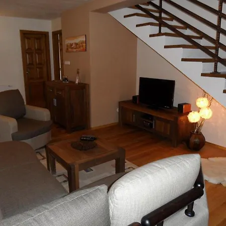 Liptovia * Liptovský Hrádok